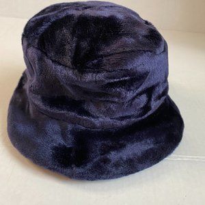 Y2K Furry Navy GAP Bucket Hat